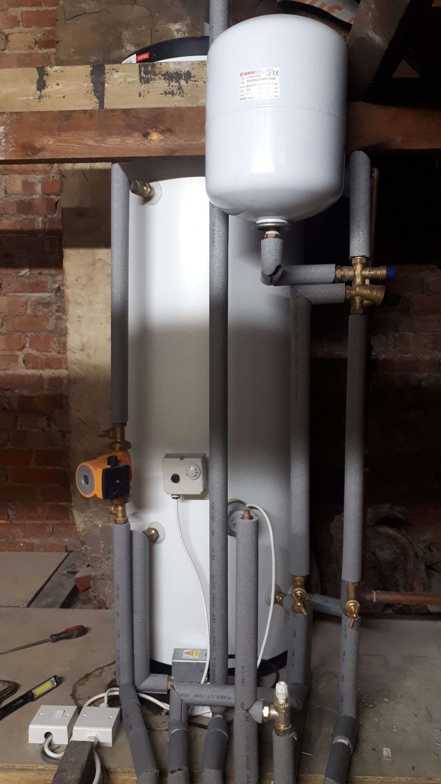 Unvented Hot Water Systems RCHP Plumbing & Heating Installs